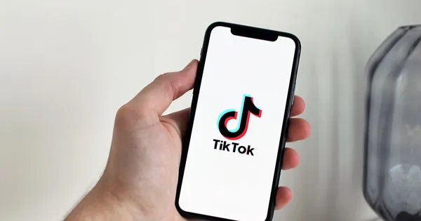 Buff follow TikTok giá bao nhiêu, bảng giá 2026